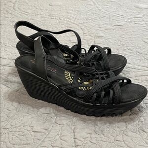 Skechers Black Wedge Sandals 6.5